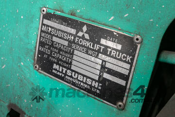 2004 Mitsubishi FG30 4 Wheel Counter Balance Forklift