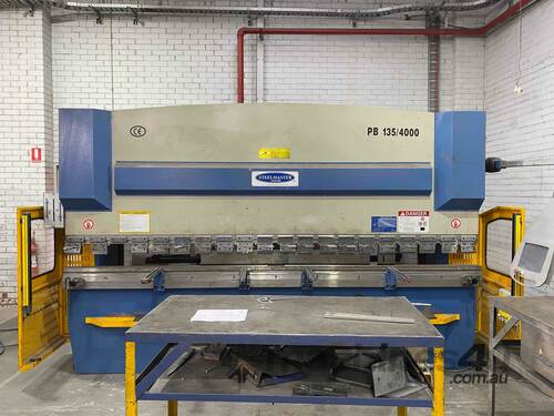 Steelmaster Hydraulic Press Brake