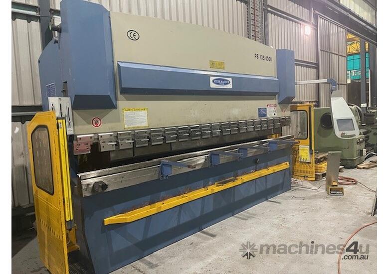 Steelmaster Hydraulic Press Brake