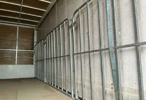 2001 Isuzu FRR550 Curtainsider