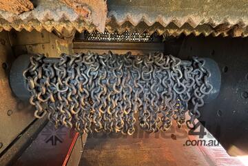 Morbark 223T Tracked Flail/Debarker