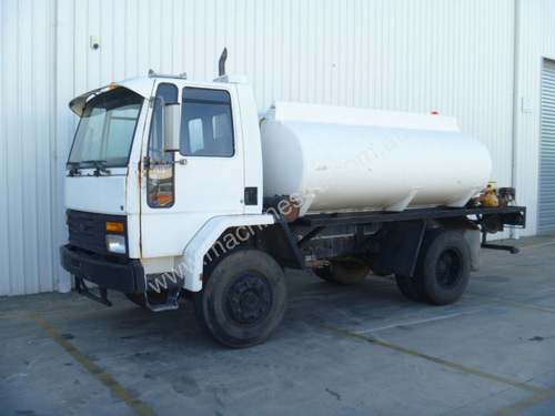 1983 Ford Cargo 1313 Water Truck
