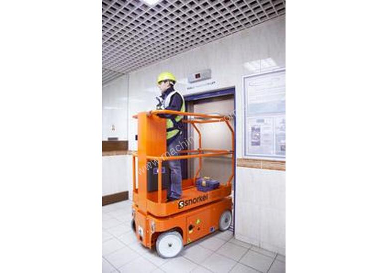 caption TM12 Electric Scissor Lift
