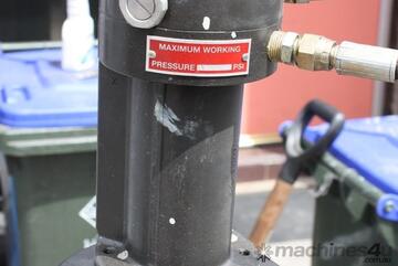 Binks 41-12901 hydraulic paint pump