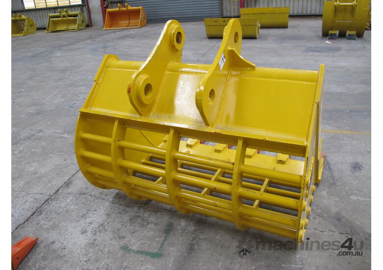 SEC 20 Ton Sieve Bucket for Komatsu PC200/PC220 - Includes Pin, 1500mm Width, 75mm Gap