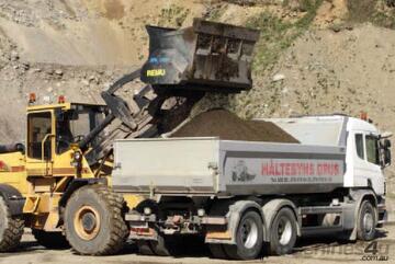 REMU EE 3160 EXCAVATOR SCREENING BUCKET (8T)