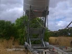 Silo Trailer & Truck Combo - picture0' - Click to enlarge