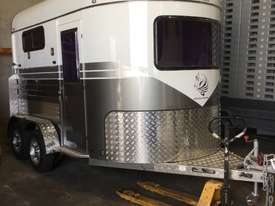 White Horse Tag Horse Float Trailer - picture0' - Click to enlarge