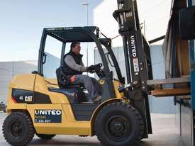 Caterpillar 4.5 Tonne Diesel Counterbalance Forklift - picture1' - Click to enlarge