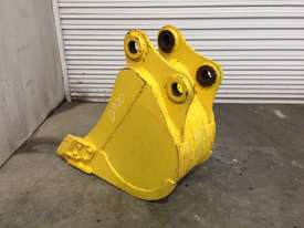 UNUSED 360MM TOOTHED TRENCHING BUCKET TO SUIT 4-6T EXCAVATOR D900 - picture2' - Click to enlarge
