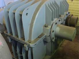 375 kw 500 hp Reduction Gearbox 9.98:1 ratio - picture1' - Click to enlarge