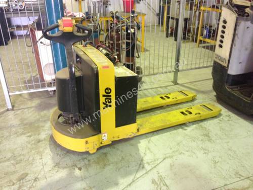 REDUCED TO SELL - Yale Model MPW080SEN24