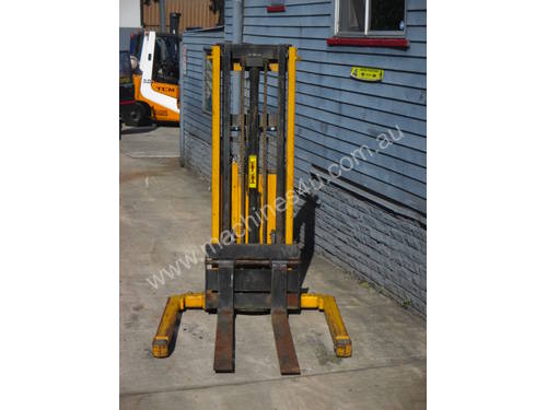 Big Joe Walkie Stacker, 1 ton good Used Electric Forklift