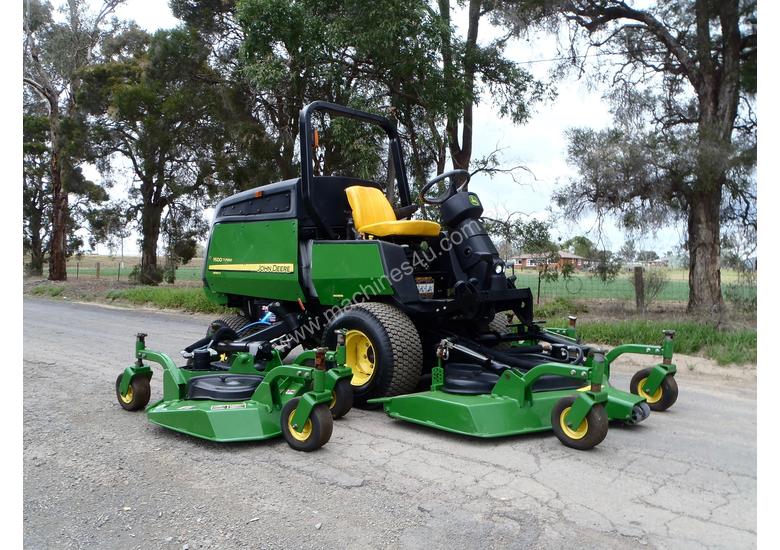 caption John Deere 1600 Wide Area mower Lawn Equipment