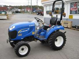 New Holland Boomer 25 FWA/4WD Tractor - picture0' - Click to enlarge