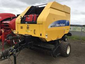 New Holland BR7070 Round Baler Hay/Forage Equip - picture0' - Click to enlarge