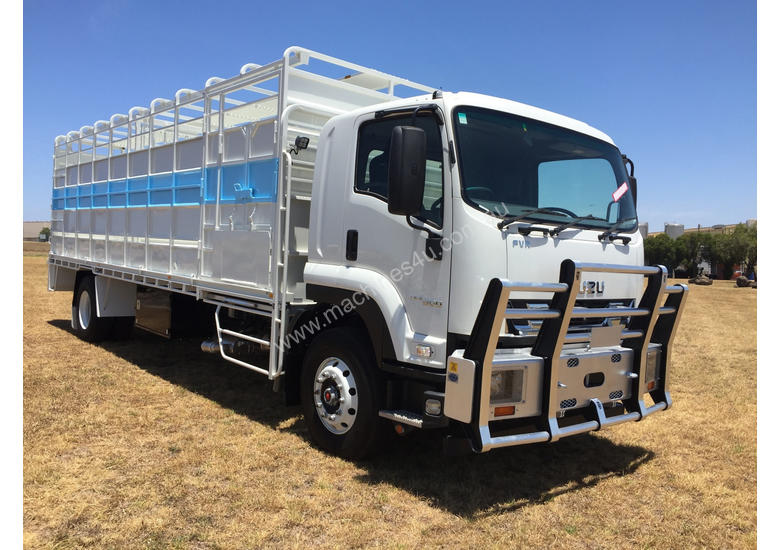 caption Isuzu FVR 165-300 Stock/Cattle crate Truck