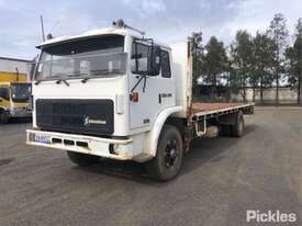 1993 International Acco 1850E - picture0' - Click to enlarge