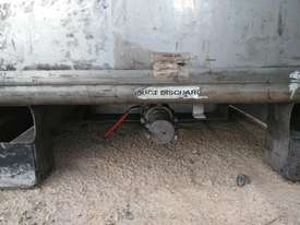 1000L chemical storage tank - picture1' - Click to enlarge