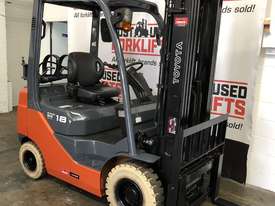 TOYOTA FORKLIFTS 32-8FG18 - picture1' - Click to enlarge