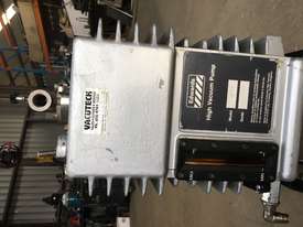 Edward 40 one stage vac pump - picture1' - Click to enlarge
