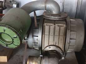 Vacuum Pump 20 mbar - picture0' - Click to enlarge
