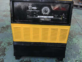 WIA MIG Welder Weldmatic Constructor DC65 415 Volt  650 Amp Power Source Only - picture0' - Click to enlarge