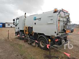 DAF LF45 Street Sweeper - picture1' - Click to enlarge