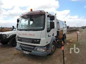 DAF LF45 Street Sweeper - picture2' - Click to enlarge
