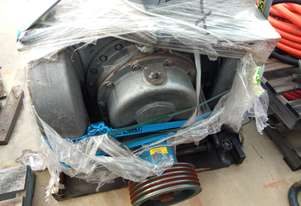 Roots Dresser 1016-DVJ Vacuum Pump