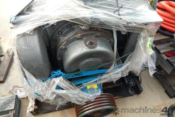 Roots Dresser 1016-DVJ Vacuum Pump