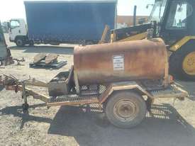 Custom Fuel Tanker - picture2' - Click to enlarge