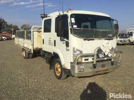2009 Isuzu FRR600 - picture0' - Click to enlarge