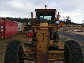Caterpillar Grader 140G - picture1' - Click to enlarge