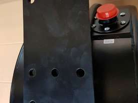 Hydraulic Oil Tank Round Black Powdercoated 60L (550D x 285L) H032E - picture2' - Click to enlarge