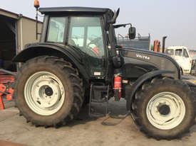 Valtra  N111 FWA/4WD Tractor - picture2' - Click to enlarge