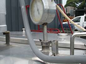 Jacketed Stainless Steel Milk Tank Vat - 2200L - Milkwell - picture1' - Click to enlarge