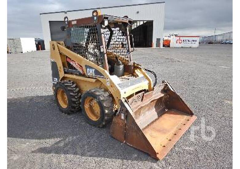 Used 2001 Caterpillar 226 Skid Steer Loaders In , - Listed On Machines4u