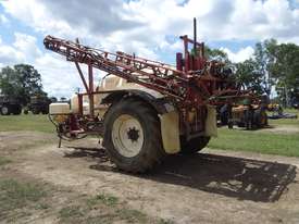 18 M Boom spray unit - picture1' - Click to enlarge