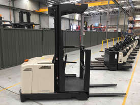 Crown LP3500 Stock Picker Forklift - picture1' - Click to enlarge
