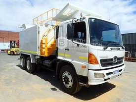 2007 Hino FM1J 6X4 Water Truck - picture0' - Click to enlarge