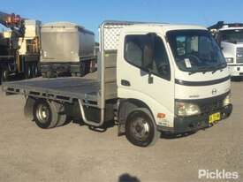 2006 Hino Dutro U305 - picture0' - Click to enlarge