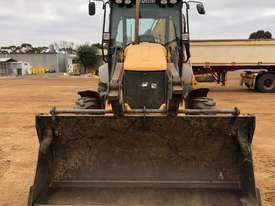 JCB 3CX BACKHOE WITH LOW 2640 HOURS - picture0' - Click to enlarge