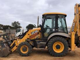 JCB 3CX BACKHOE WITH LOW 2640 HOURS - picture2' - Click to enlarge