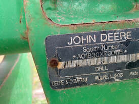 John Deere 1830 Air Seeder Seeding/Planting Equip - picture2' - Click to enlarge
