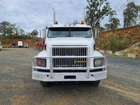 International S3600 Primemover Truck - picture2' - Click to enlarge