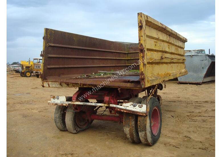 Buy Used tradequip TIPPING TRAILER - OFFROAD FARM USE ONLY Tipping ...