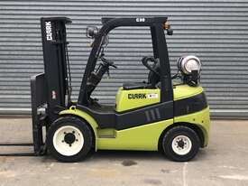 Container Access Low Hour 3.0t LPG CLARK Forklift - Hire - picture0' - Click to enlarge