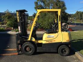 2.5t Counterbalance Forklifts - picture0' - Click to enlarge