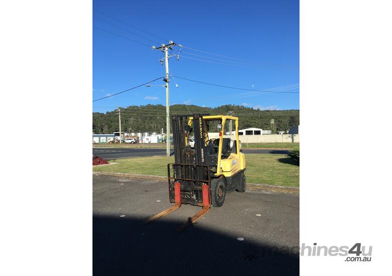 caption 2.5t Counterbalance Forklifts